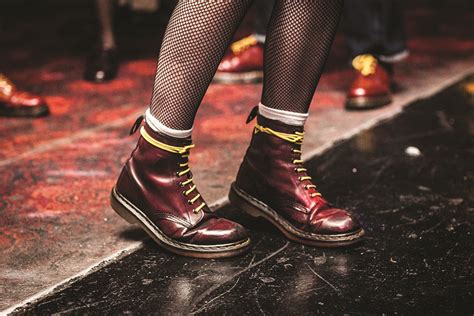 dr martens lifetime guarantee.